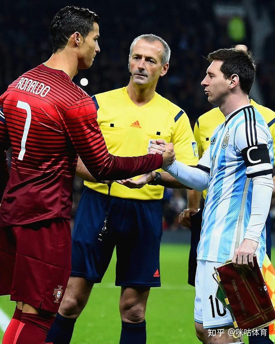 XINGKONG- 夏洛特黄蜂训练开放日，集结日复出首秀引欢呼，全明星赛在即，团队化学反应显著